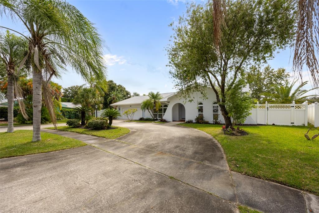 914 WAIALAE CIRCLE NE