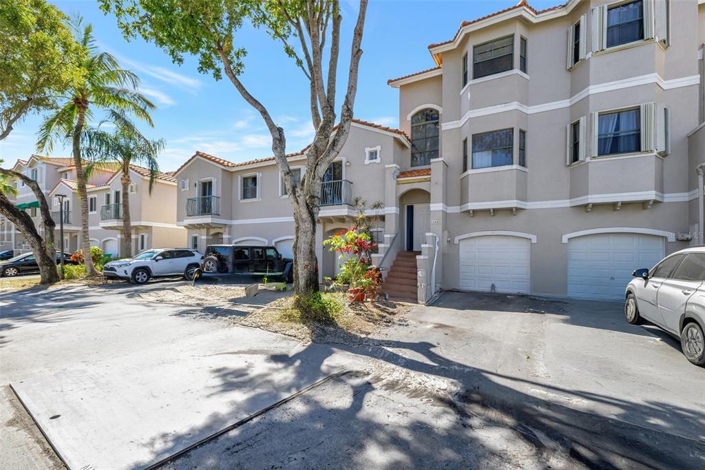 12662 NW 14TH STREET, SUNRISE, FL — photo 2 of 30