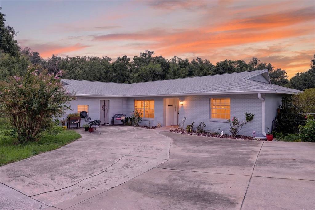 15720 SE 27TH AVENUE, SUMMERFIELD, FL — photo 2 of 30