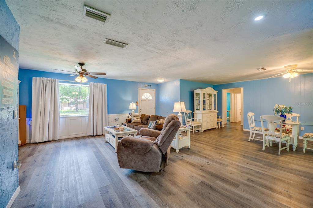 146 WESTWOOD DRIVE, DAYTONA BEACH, FL — photo 3 of 28