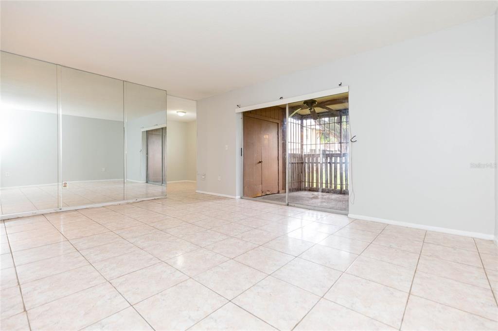 9035 WESTCHESTER CIRCLE UNIT 133, TAMPA, FL — photo 5 of 30
