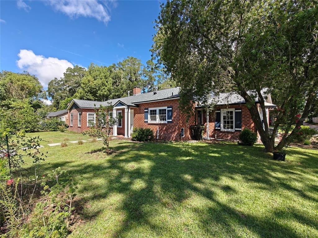 1326 NW 10TH AVENUE, GAINESVILLE, FL — photo 4 of 30