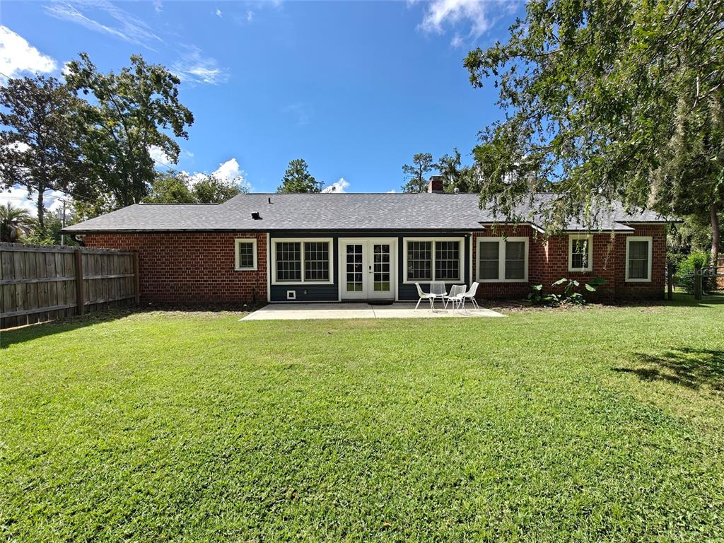 1326 NW 10TH AVENUE, GAINESVILLE, FL — photo 5 of 30