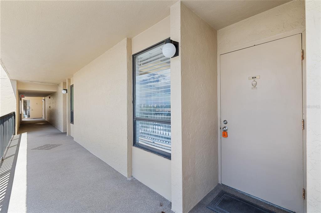 2617 COVE CAY DRIVE UNIT 604, CLEARWATER, FL — photo 3 of 43