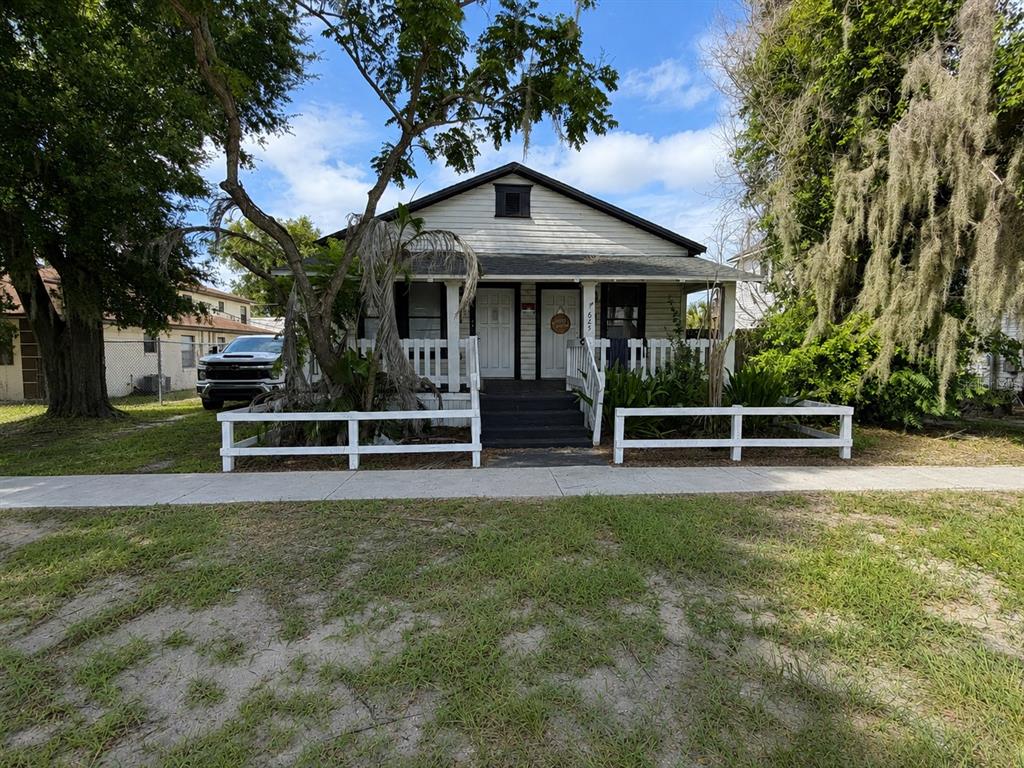 625 AVENUE B SW, WINTER HAVEN, FL — photo 2 of 19