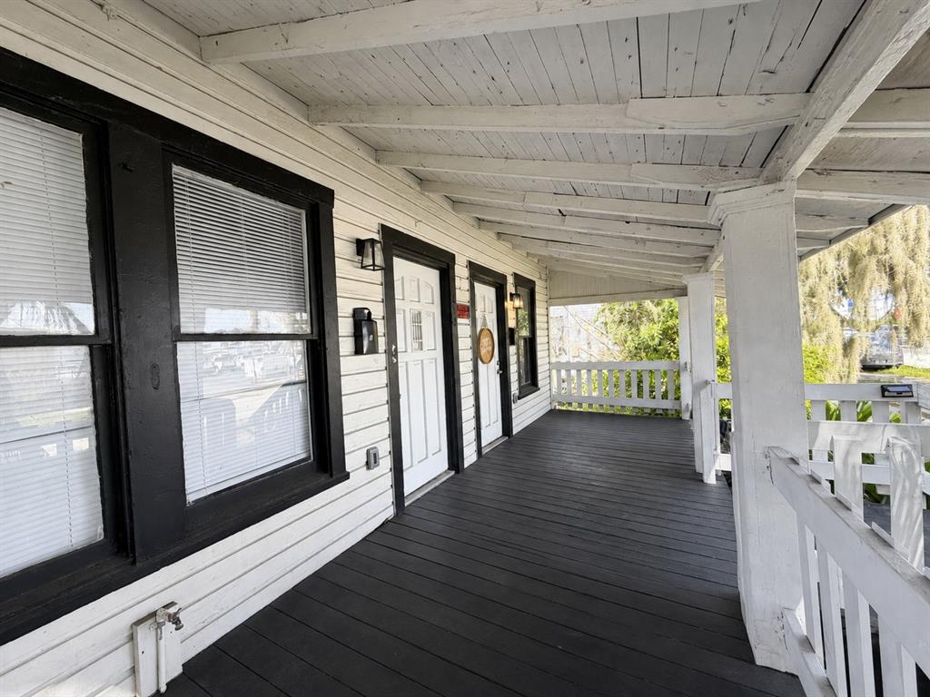 625 AVENUE B SW, WINTER HAVEN, FL — photo 4 of 19