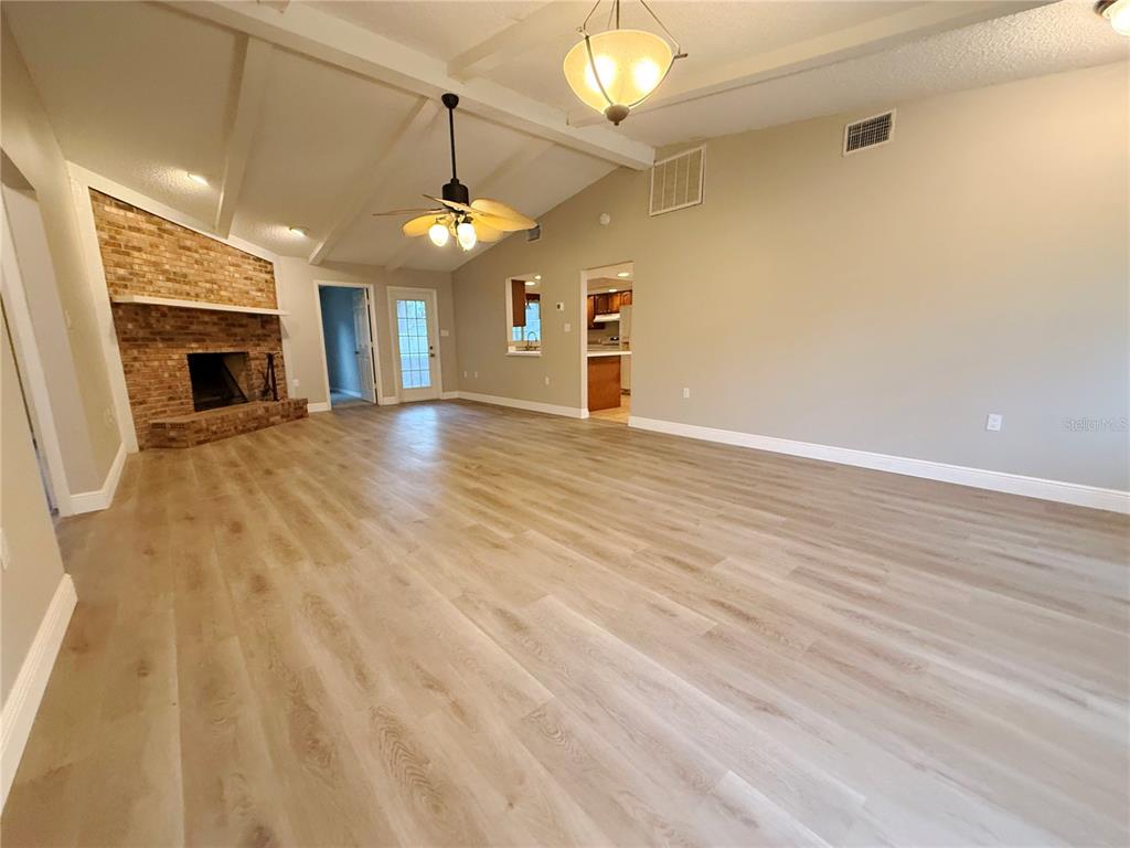 3858 GARNET DRIVE, MULBERRY, FL — photo 4 of 22
