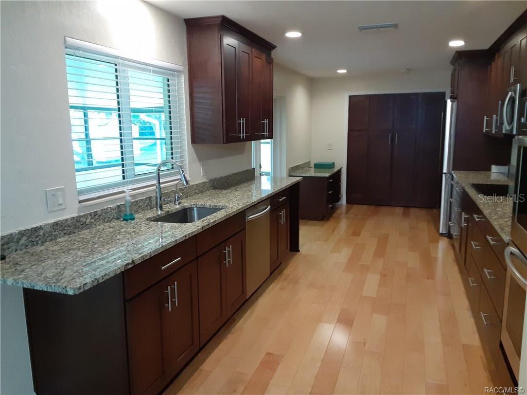 1350 W BUTTONBUSH DRIVE, BEVERLY HILLS, FL — photo 4 of 30