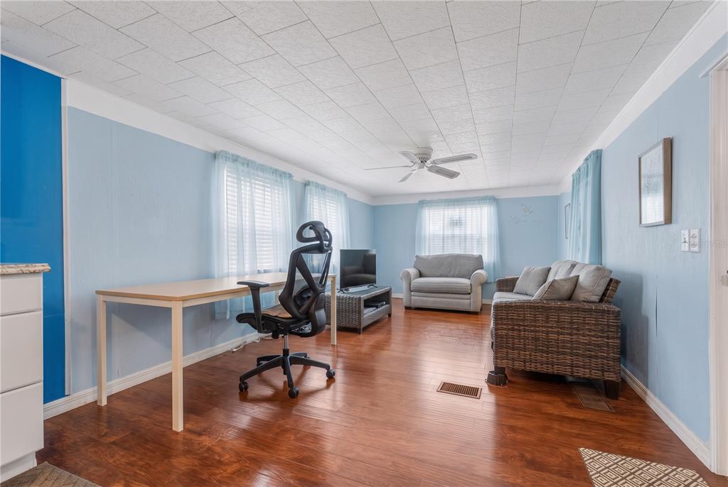 5316 53RD AVENUE E UNIT Q11, BRADENTON, FL — photo 4 of 45