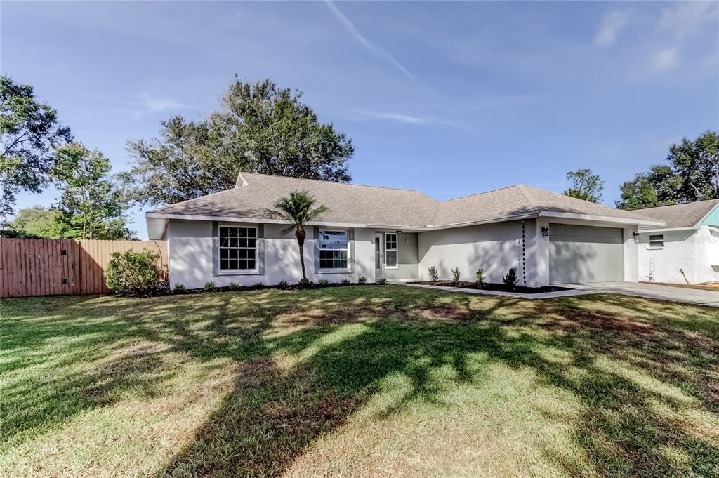 5005 PENNSBURY DRIVE