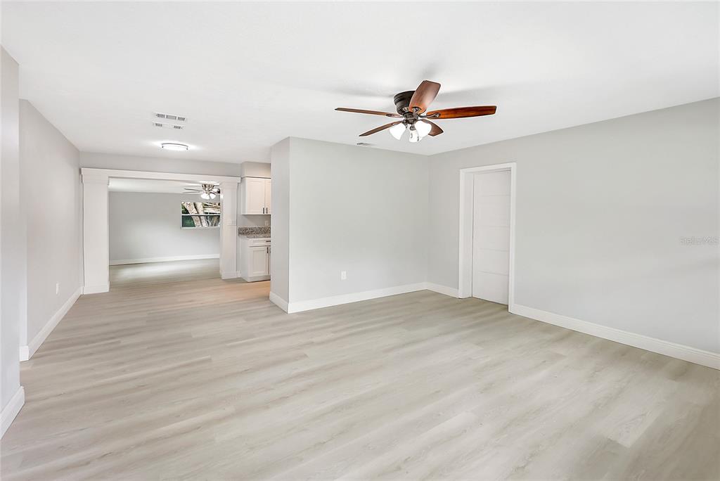 1604 ARNOLD DRIVE, MELBOURNE, FL — photo 4 of 30