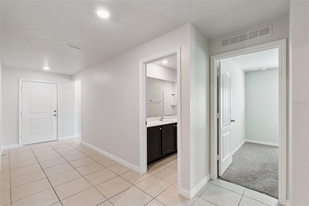 1369 BRENWAY DRIVE, MASCOTTE, FL — photo 4 of 30