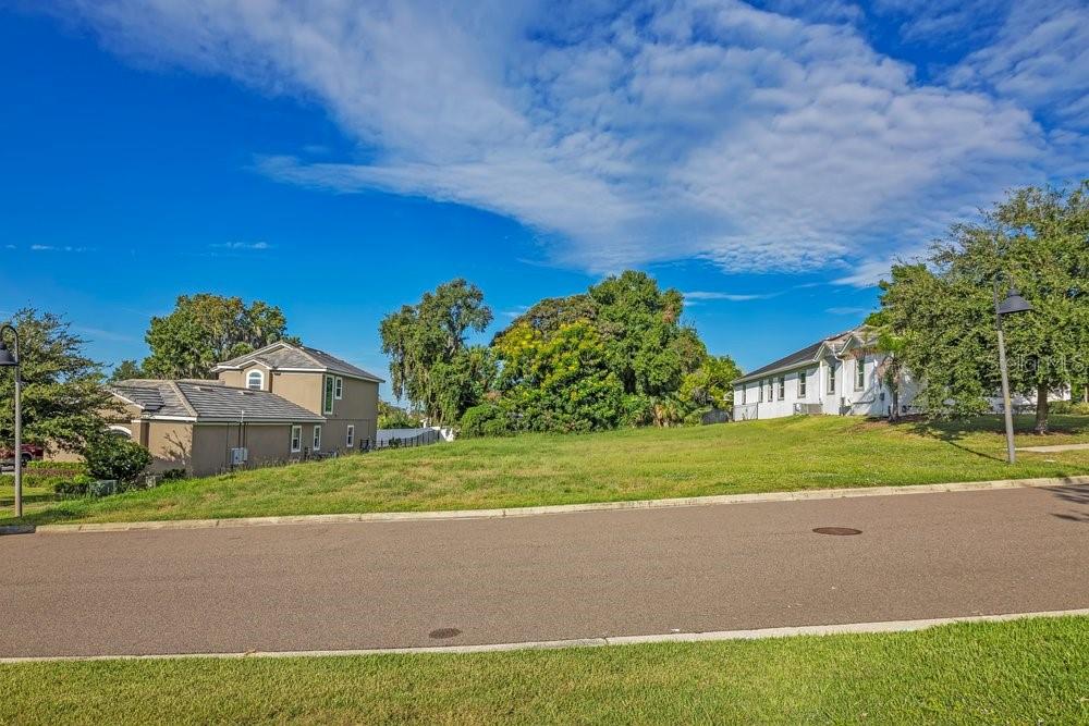 1828 MOORINGS COURT, CLERMONT, FL — photo 3 of 19
