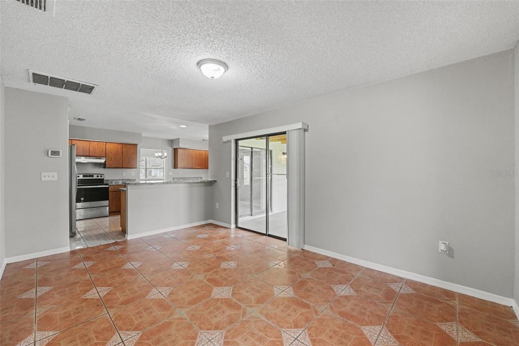 32 YORK COURT, KISSIMMEE, FL — photo 2 of 15