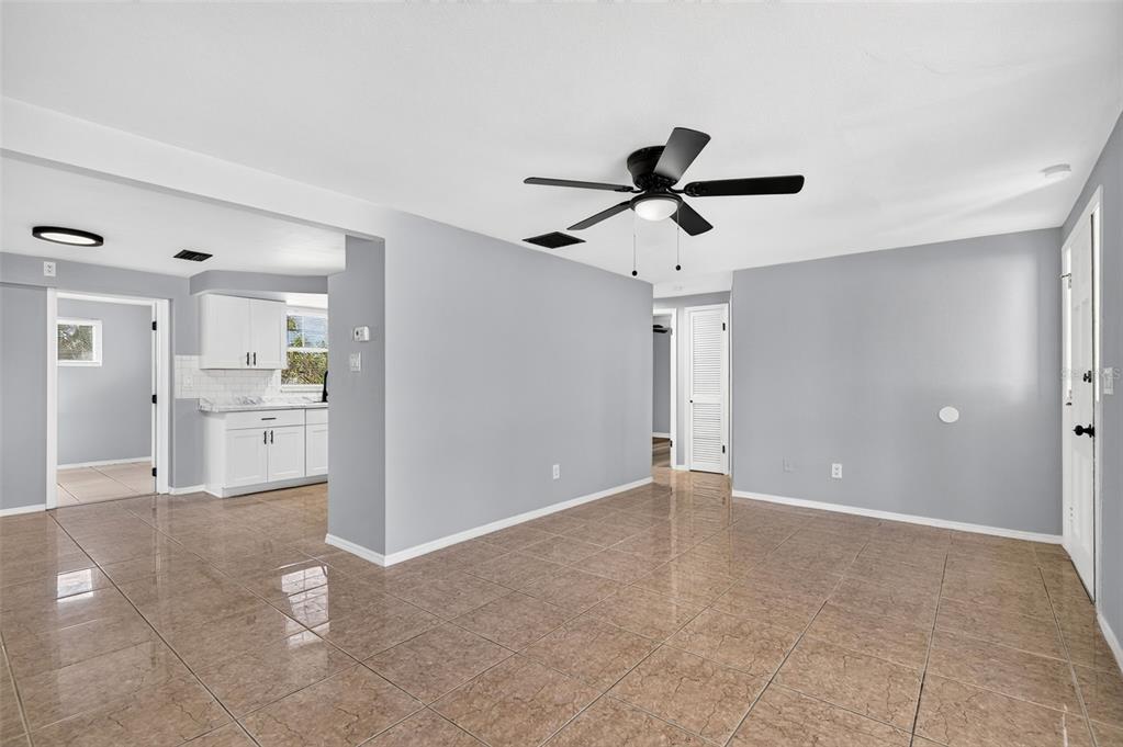 4125 OAKFIELD AVENUE, HOLIDAY, FL — photo 5 of 26