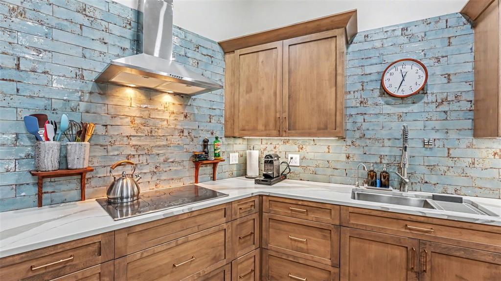 2712 LAUREL OAK DRIVE, PLANT CITY, FL — photo 5 of 30