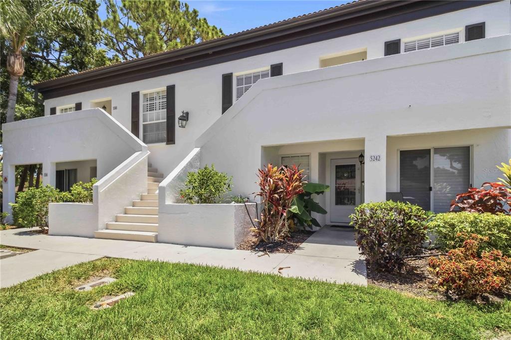 5244 MARSH FIELD LANE UNIT 4