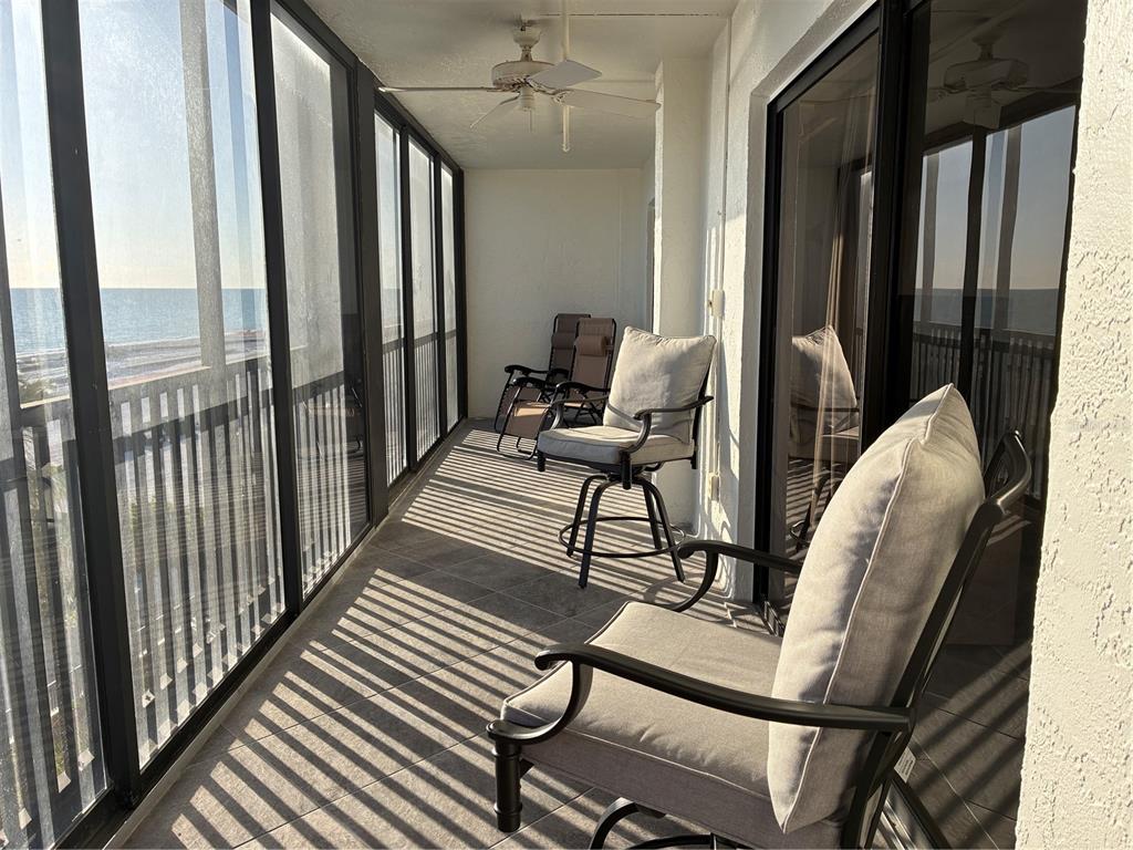 1100 BENJAMIN FRANKLIN DRIVE UNIT 503, SARASOTA, FL — photo 4 of 30