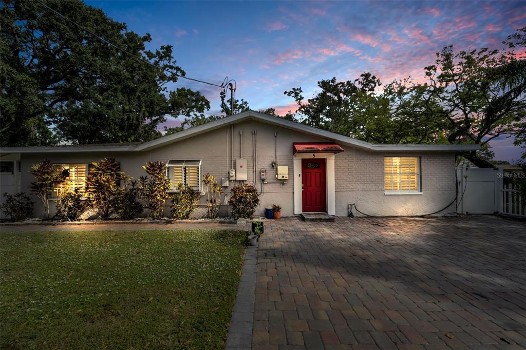 5 N HAYES ROAD