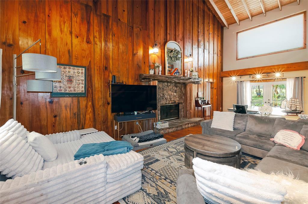 13210 S OAKVIEW AVENUE, FLORAL CITY, FL — photo 4 of 45