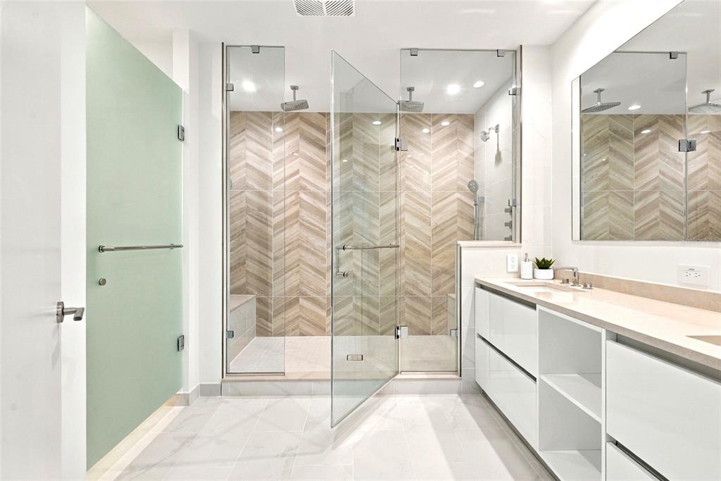 400 CENTRAL AVENUE UNIT 301, ST PETERSBURG, FL — photo 3 of 34