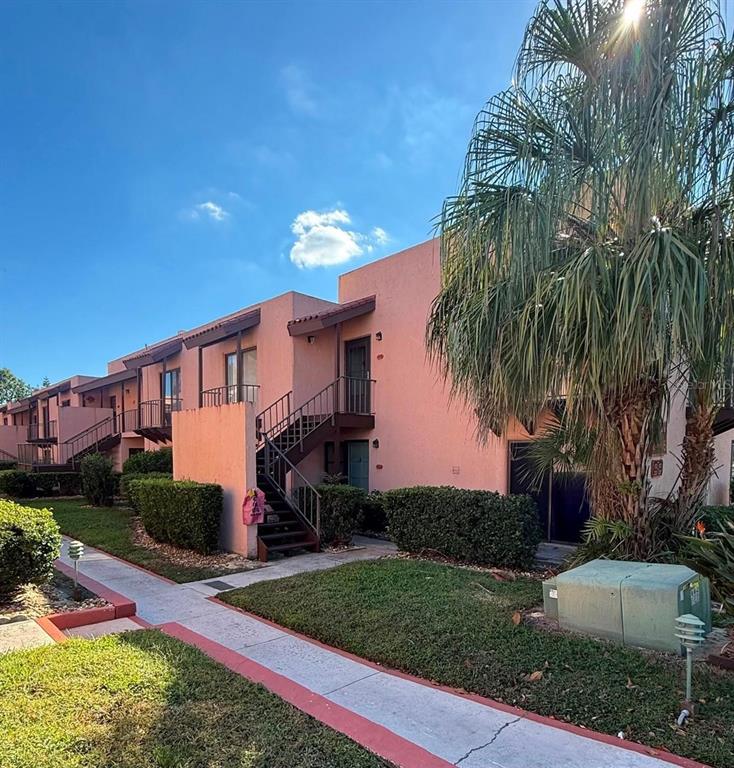 227 LA CASA UNIT 227
