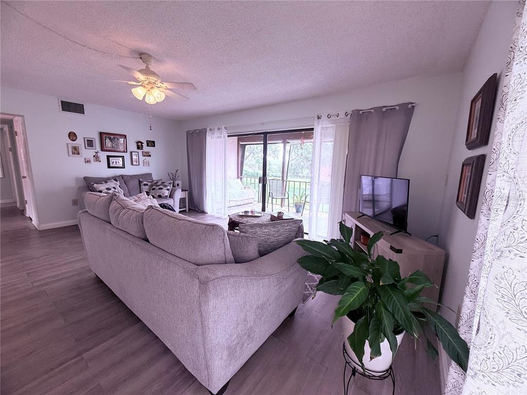 227 LA CASA UNIT 227, LAKE WALES, FL — photo 4 of 30