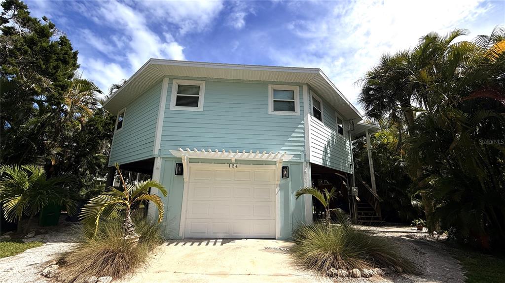 124 HAMMOCK ROAD, ANNA MARIA, FL — photo 2 of 28