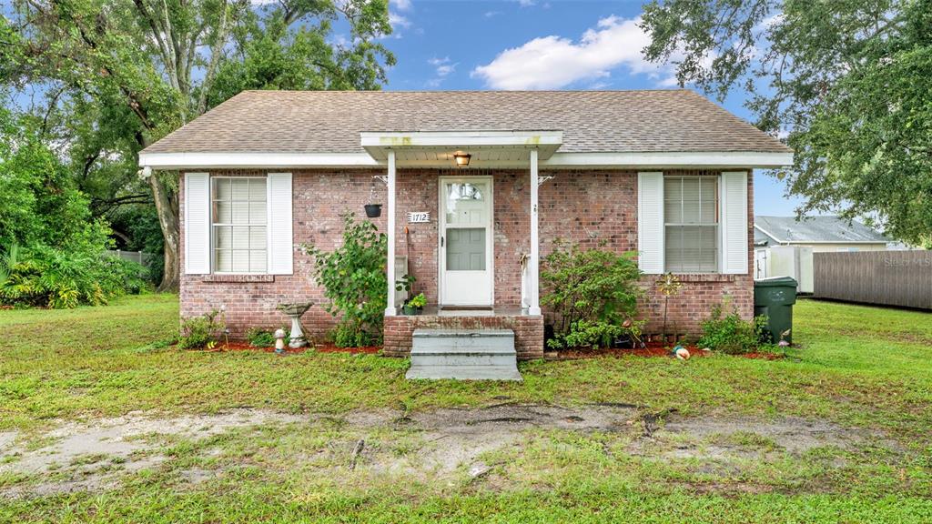 1712 E ELM ROAD