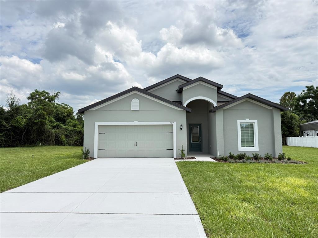 589 DUSTIN TERRACE