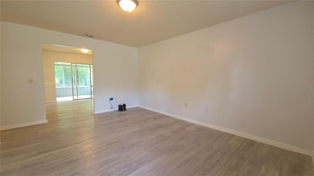 652 W MINNESOTA AVENUE, DELAND, FL — photo 3 of 25