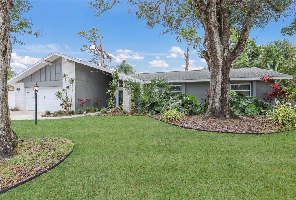 305 55TH STREET NW, BRADENTON, FL — photo 2 of 30