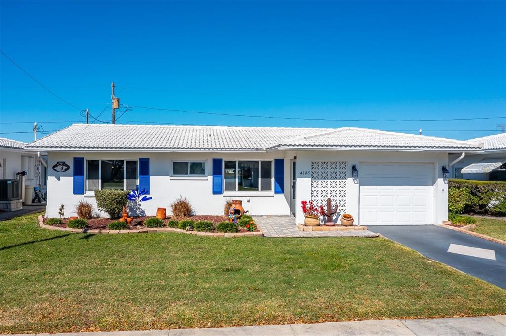 4185 96TH TERRACE N UNIT 2