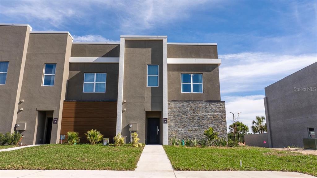 2583 SANTORINI DRIVE