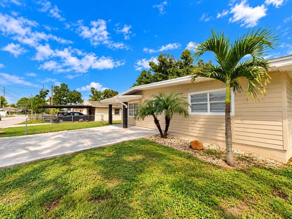 6801 N CLEARVIEW AVENUE, TAMPA, FL — photo 3 of 27