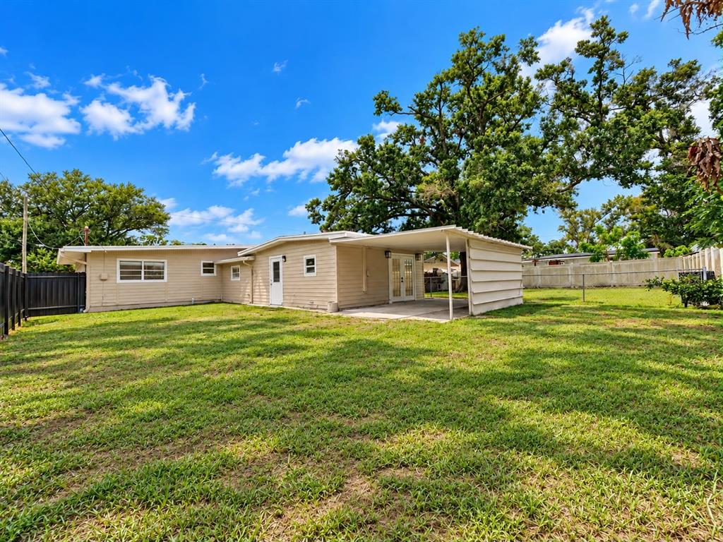 6801 N CLEARVIEW AVENUE, TAMPA, FL — photo 4 of 27