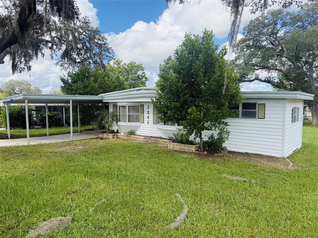 7547 HIGHPOINT BOULEVARD, BROOKSVILLE, FL — photo 2 of 7