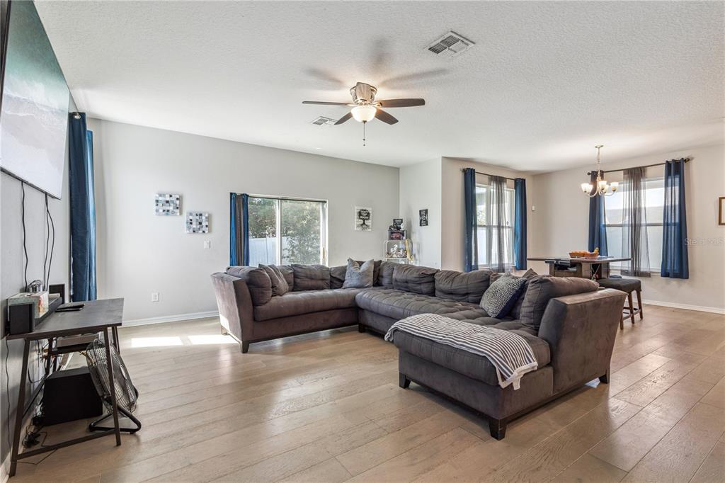 1122 ATLANTIC AVE, FRUITLAND PARK, FL — photo 4 of 46