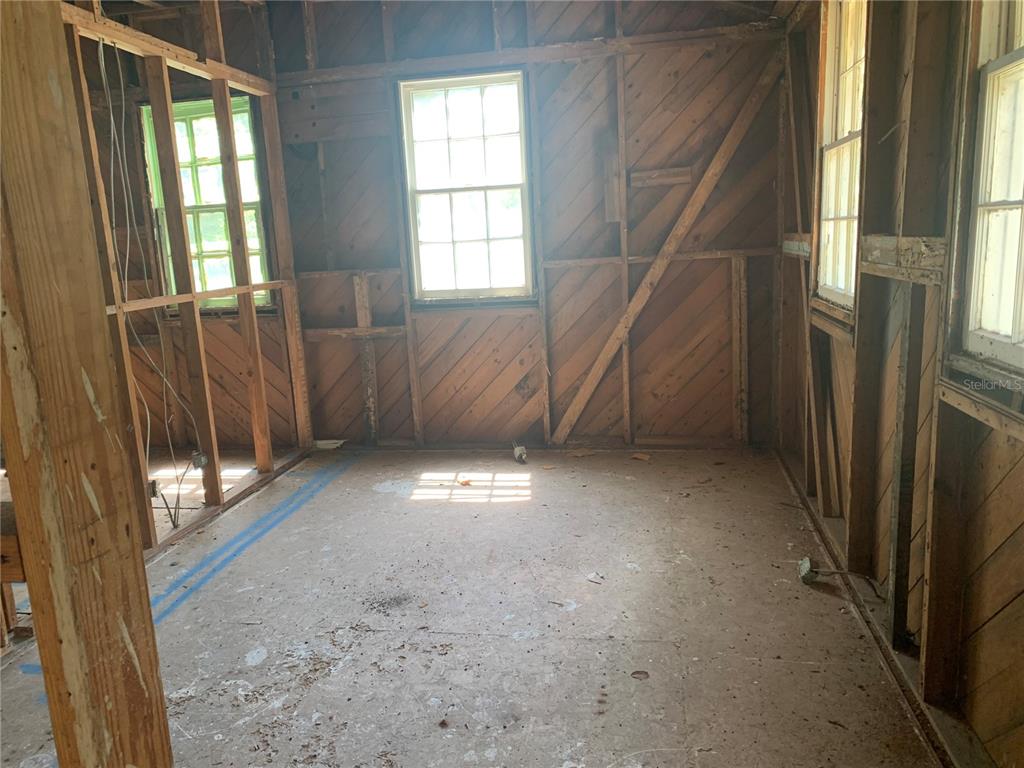 3010 E CURTIS STREET, TAMPA, FL — photo 3 of 5