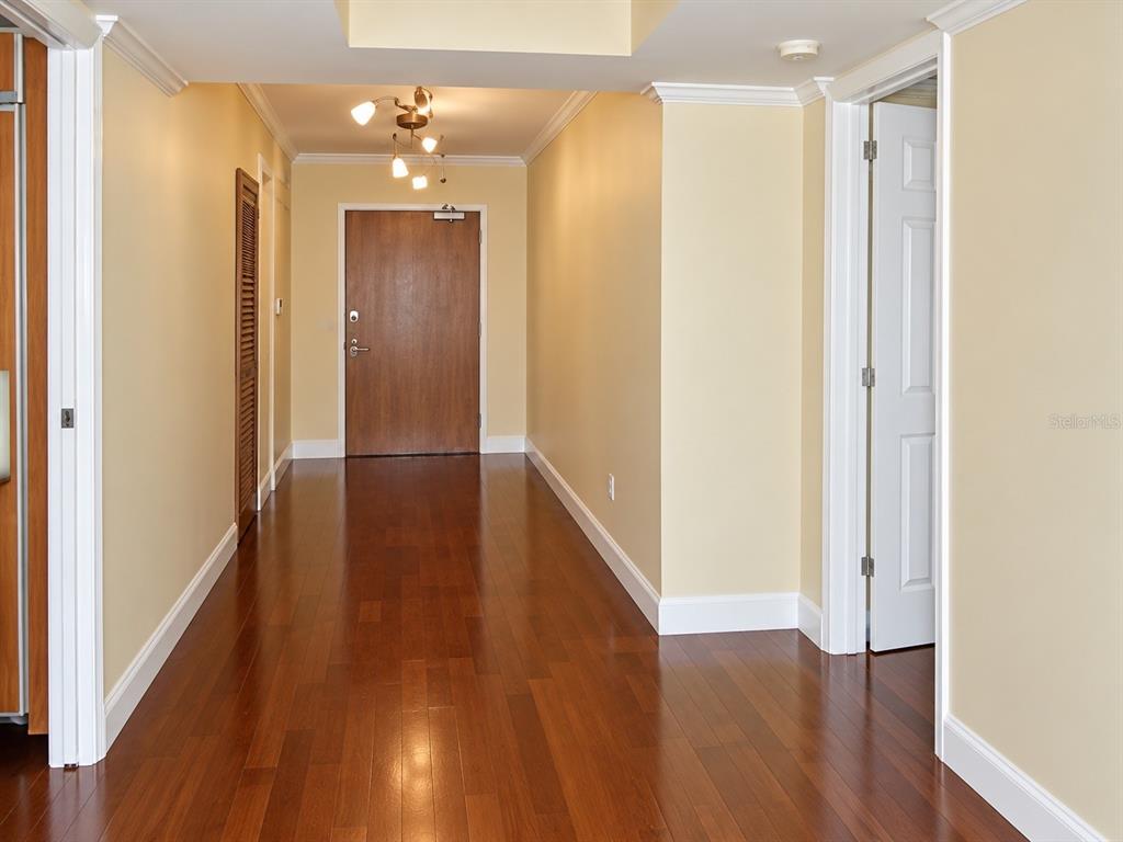 16500 COLLINS AVENUE UNIT 956, SUNNY ISLES BEACH, FL — photo 3 of 10
