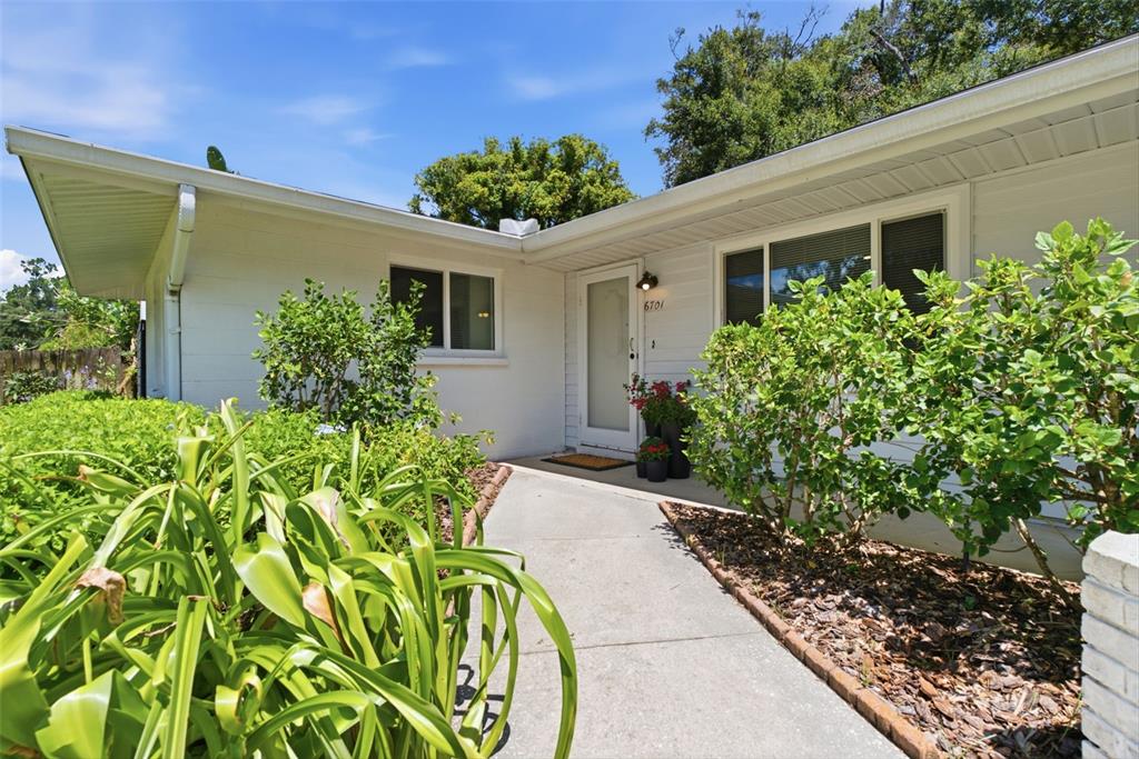 6701 13TH STREET N, TAMPA, FL — photo 4 of 30