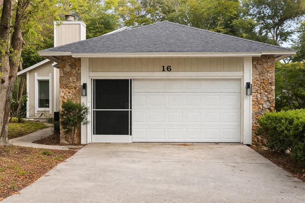 16 RAINTREE COURT