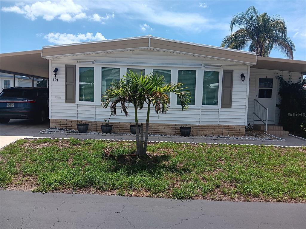 191 PALM AIR DRIVE