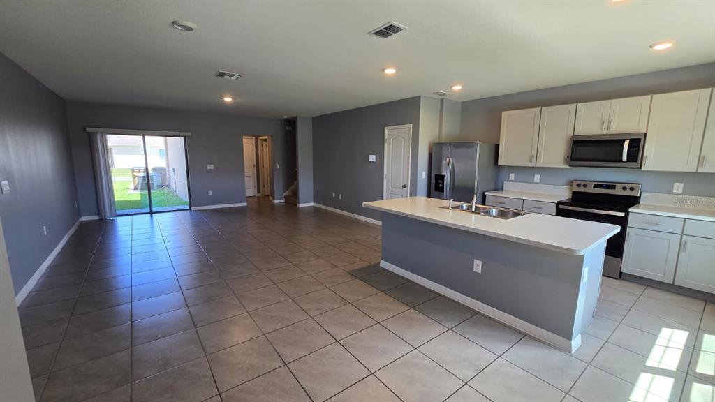 1578 CARBONDALE ROW, KISSIMMEE, FL — photo 2 of 5