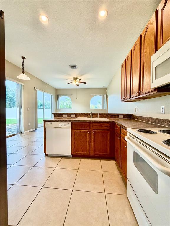 7006 ORVICTI COURT, WESLEY CHAPEL, FL — photo 4 of 30