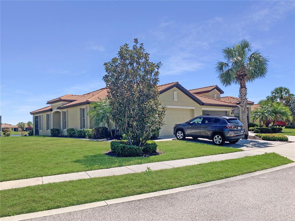 5472 SUNSET FALLS DRIVE