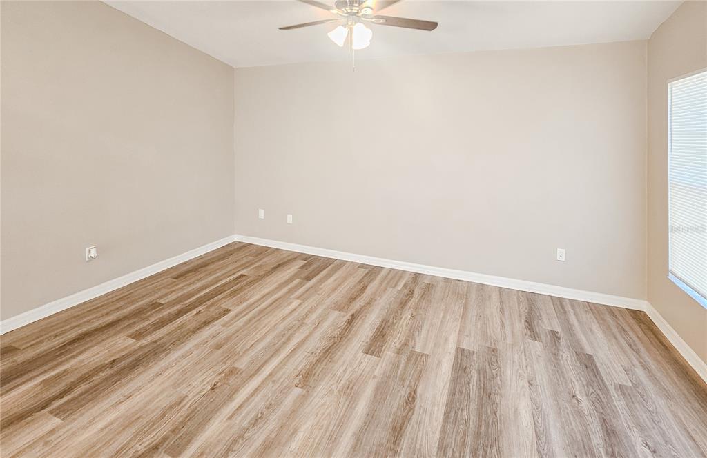 1013 E ESKIMO AVENUE, TAMPA, FL — photo 5 of 20