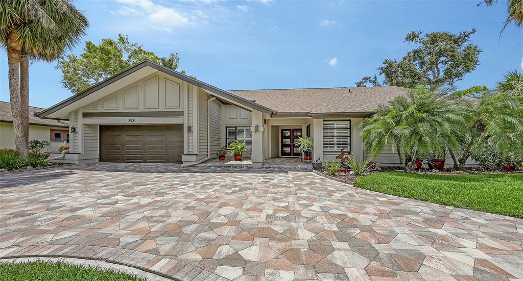 3931 TORREY PINES BOULEVARD