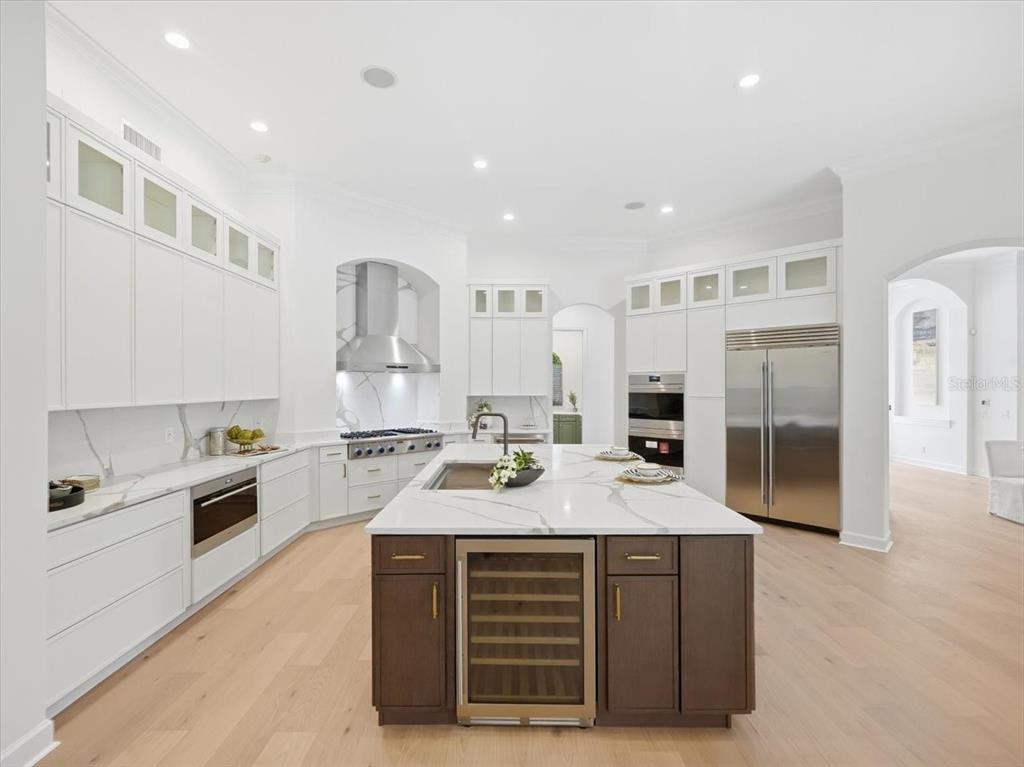 11805 SHIRE WYCLIFFE COURT, TAMPA, FL — photo 2 of 30