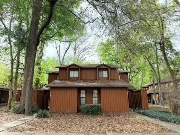 5735 SW 8TH PLACE